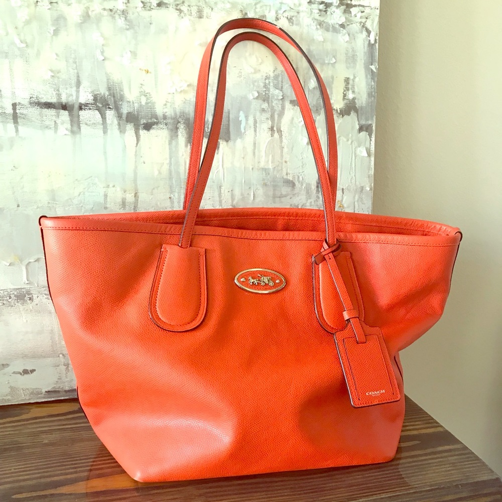 Large authentic coach tote bag